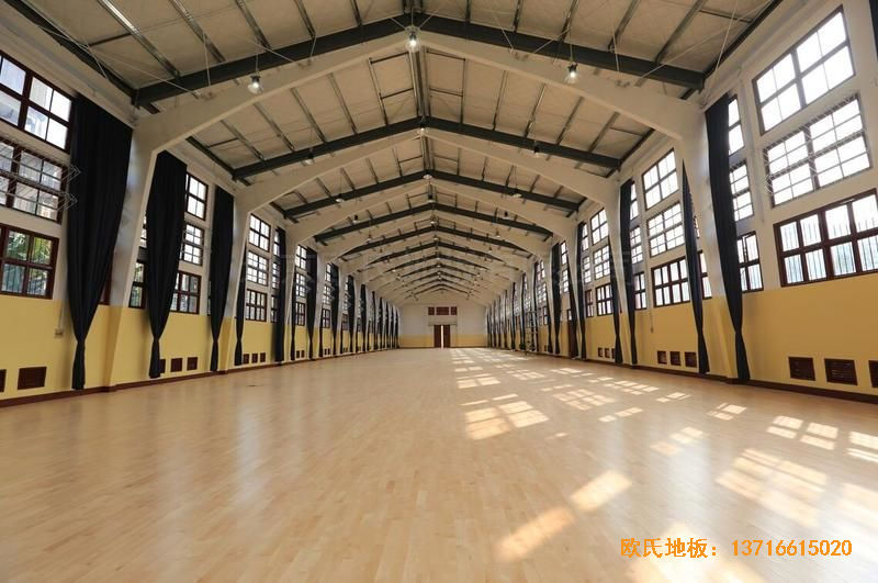 福建中國女排中國隊訓練基地排球場館體育木地板施工案例