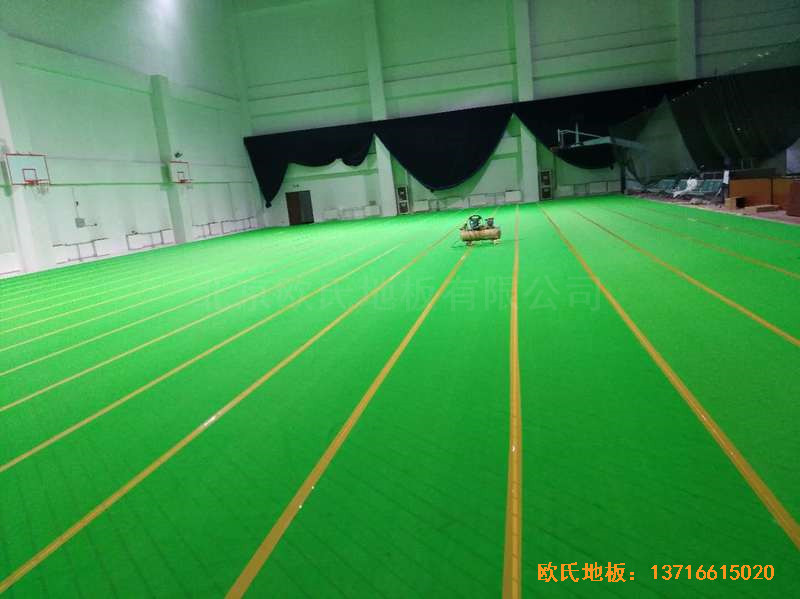 北京房山區(qū)燕山體育館運(yùn)動木地板施工案例3