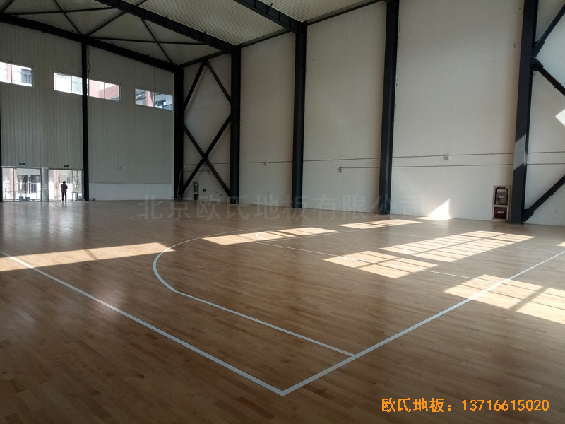 安徽太陽城小學(xué)體育館體育地板施工案例0