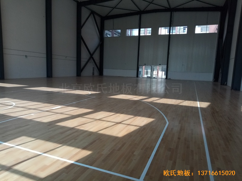 安徽太陽城小學(xué)體育館體育地板施工案例5