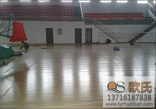 為什么室內(nèi)運動場館要使用專業(yè)體育運動實木地板